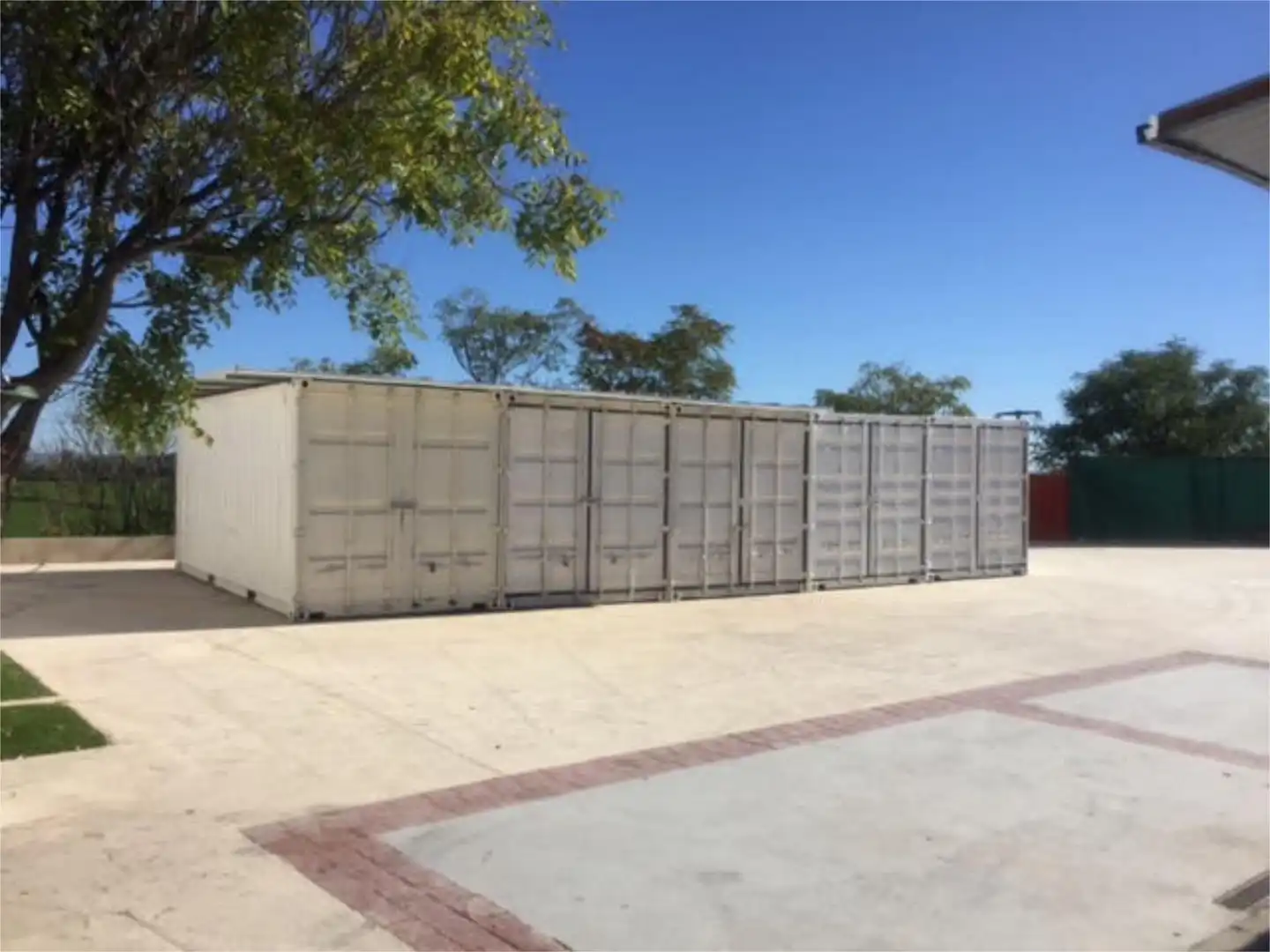 Vista exterior de Nave industrial de alquiler en  Zaragoza Capital