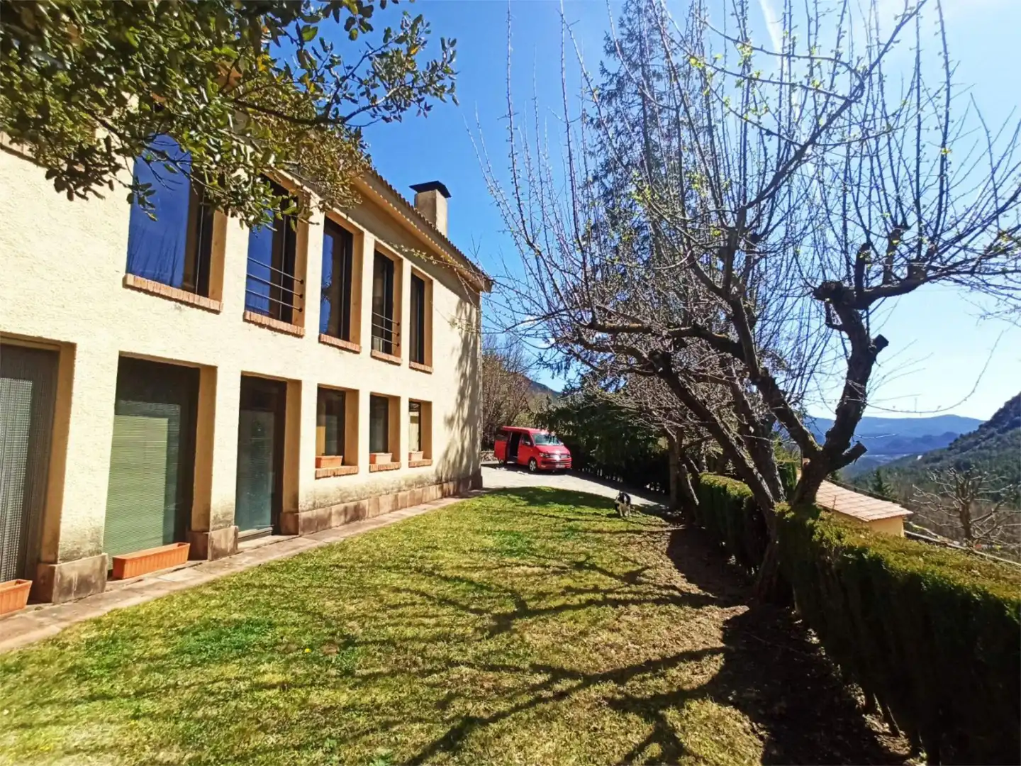 Casa o chalet en venta en Carrer Major, 1, La Coma i la Pedra Vista exterior de Casa o chalet en venta en La Coma i la Pedra con Calefacción, Jardín privado y Parquet