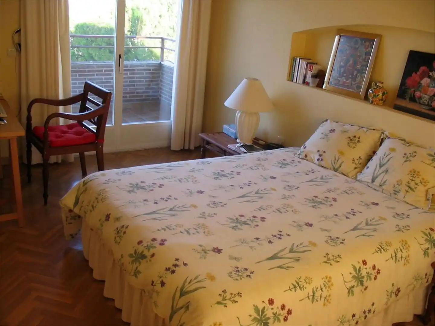 Piso en venta en Urbanización San Pedro de Alcántara, 46, Olías del Rey Habitación de Piso en venta en Olías del Rey con Aire acondicionado, Calefacción y Jardín privado