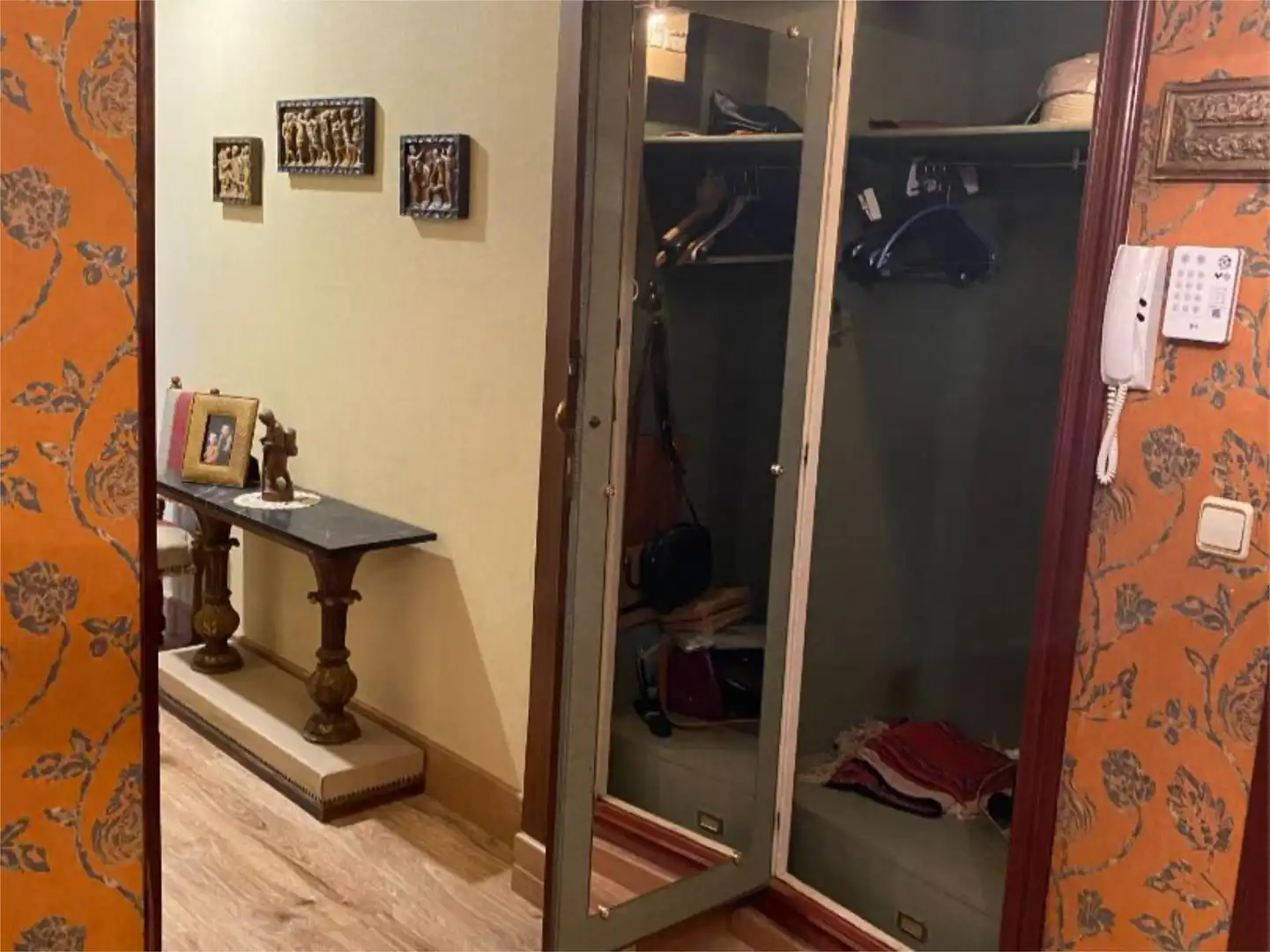 Wohnung zum Verkauf in Tudela mit Klimaanlage und Balkon