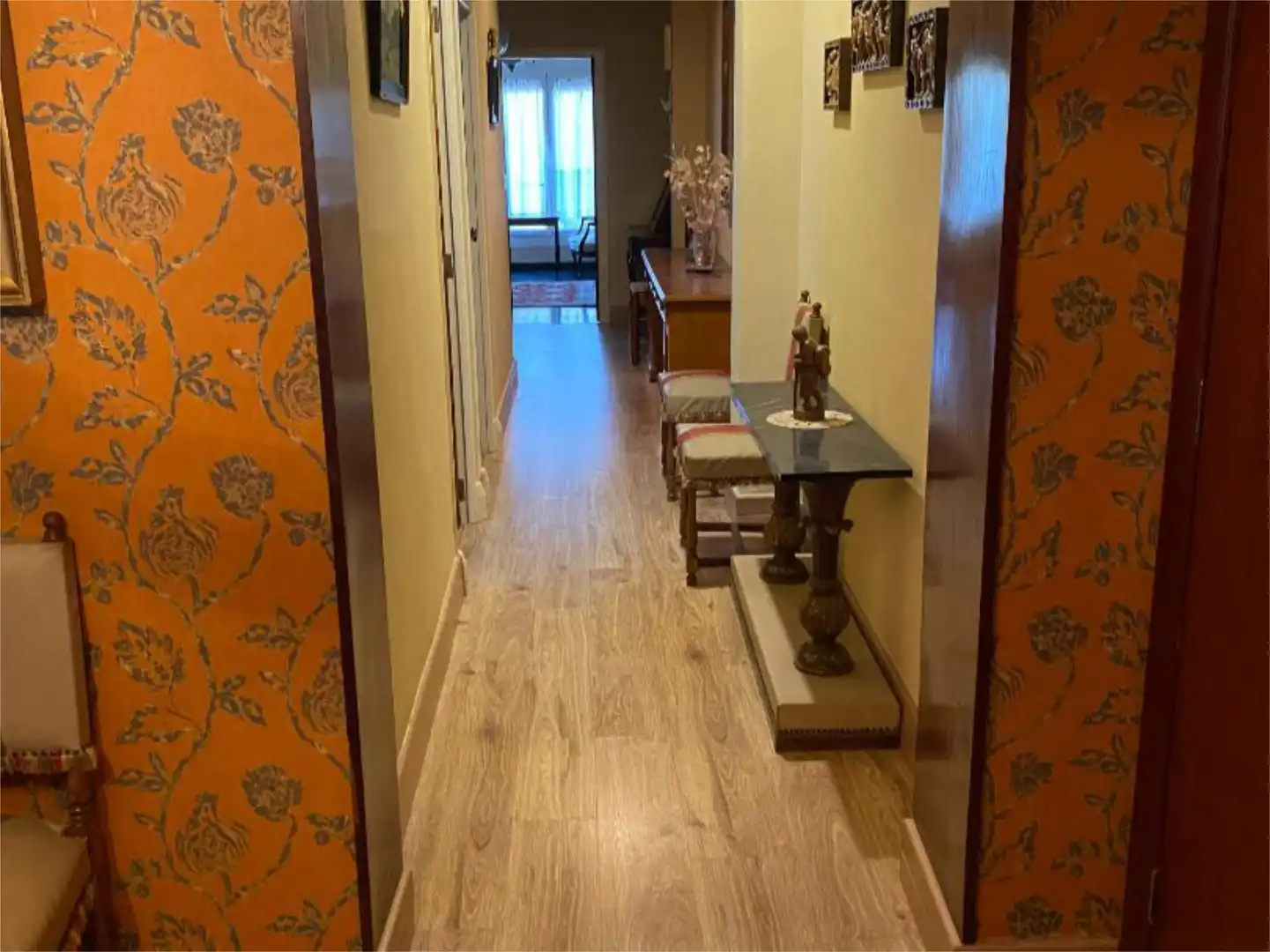Wohnung zum Verkauf in Tudela mit Klimaanlage und Balkon
