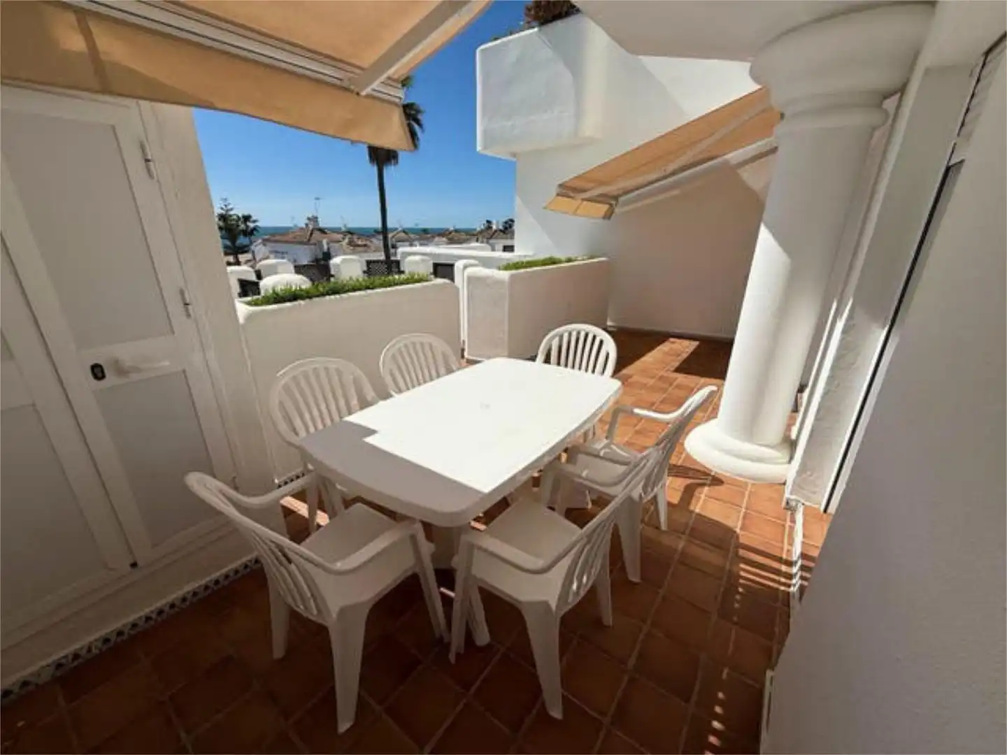 Piso de alquiler en La Barrosa Terraza de Piso de alquiler en Chiclana de la Frontera con Calefacción, Jardín privado y Terraza