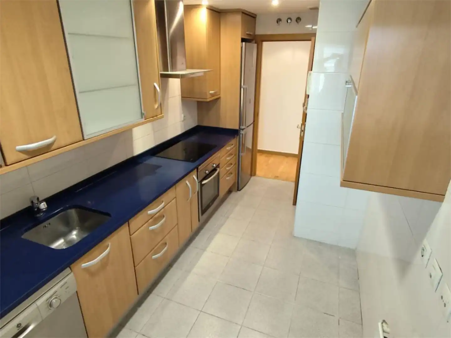 Kitchen of Flat for rent in  Madrid Capital  with Air Conditioner, Heating and Parquet flooring