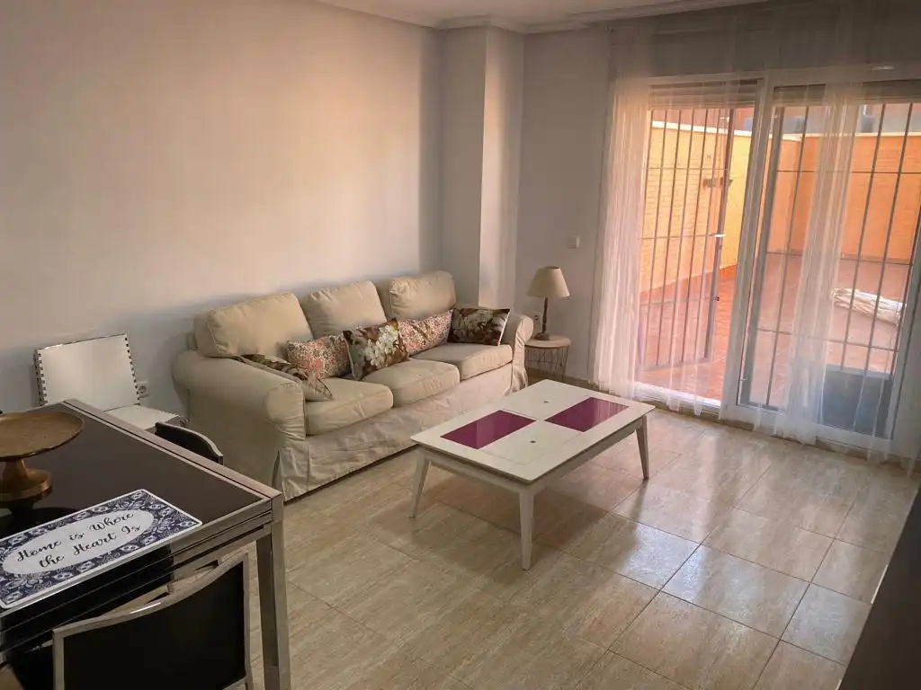 Wohnung zum Verkauf in Calle Bilbao, 78, Ciudad Jardín - Tagarete - El Zapillo Wohnzimmer von Wohnung zum Verkauf in Almería mit Gemeinschaftsparkplatz und Balkon