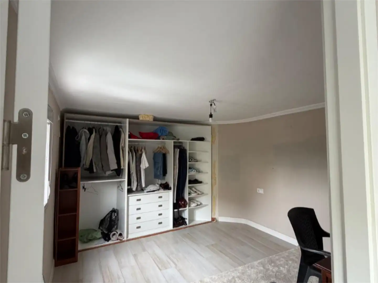 Habitación de Piso de alquiler en Lora del Río con Aire acondicionado y Balcón