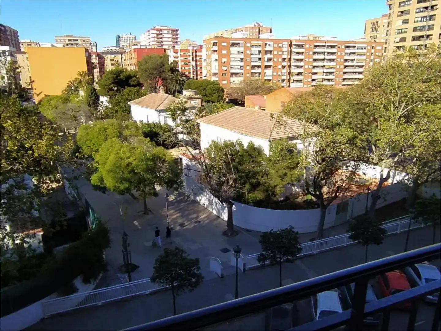 Exterior view of Flat for sale in  Valencia Capital  with Air Conditioner, Terrace and Balcony