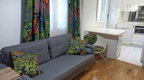 Photo 2 of Flat for rent in Avenida de la Ciudad de Barcelona, 9, Pacífico, Madrid Capital