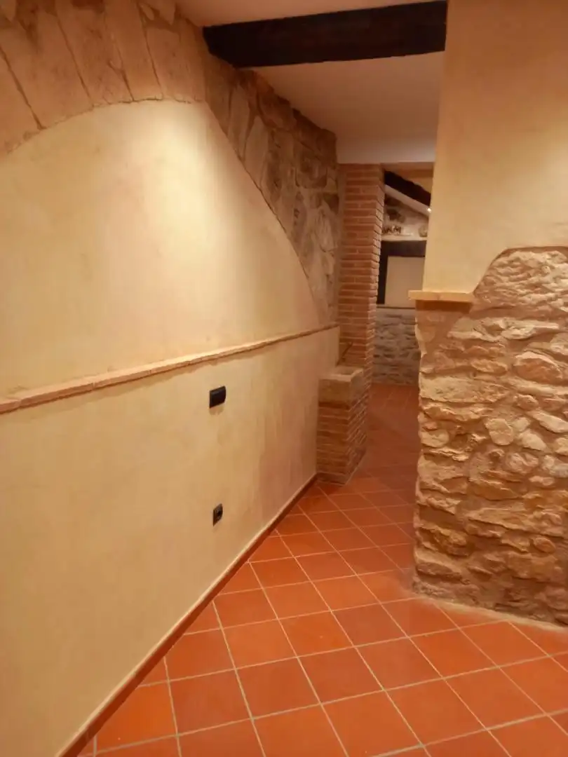 Einfamilien-Reihenhaus zum Verkauf in Carrer Major, 4, Tarrés Einfamilien-Reihenhaus zum Verkauf in Tarrés mit Heizung, Parkett und Terrasse