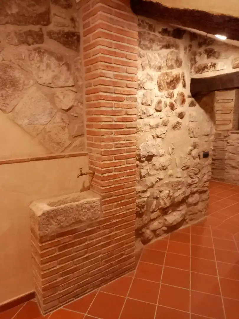 Einfamilien-Reihenhaus zum Verkauf in Carrer Major, 4, Tarrés Einfamilien-Reihenhaus zum Verkauf in Tarrés mit Heizung, Parkett und Terrasse