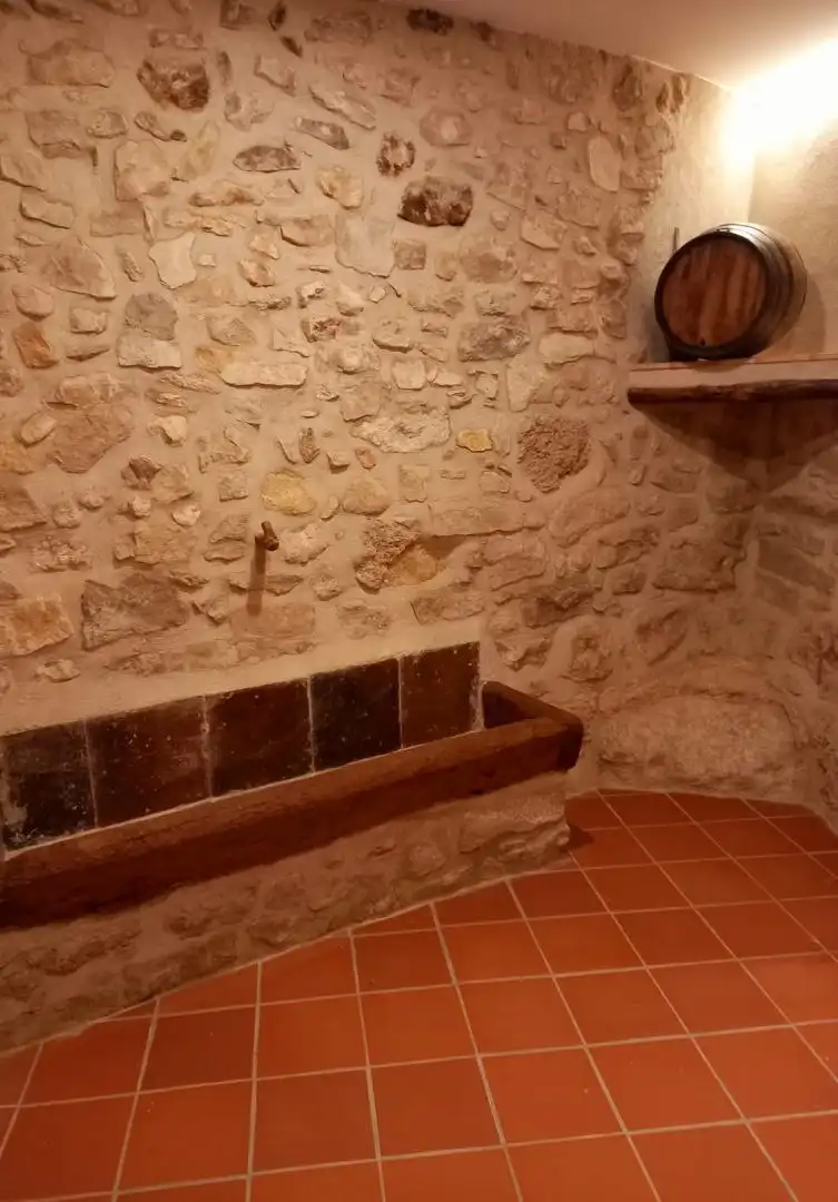 Einfamilien-Reihenhaus zum Verkauf in Carrer Major, 4, Tarrés Badezimmer von Einfamilien-Reihenhaus zum Verkauf in Tarrés mit Heizung, Parkett und Terrasse