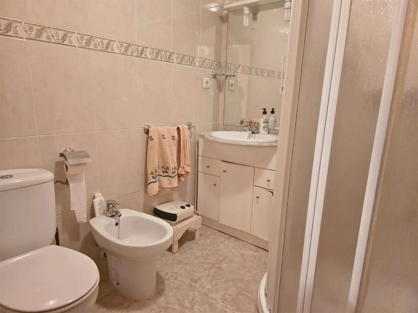 Casa adosada en venta en Calle del Pilar, 11, Villanueva de Sigena Baño de Casa adosada en venta en Villanueva de Sigena