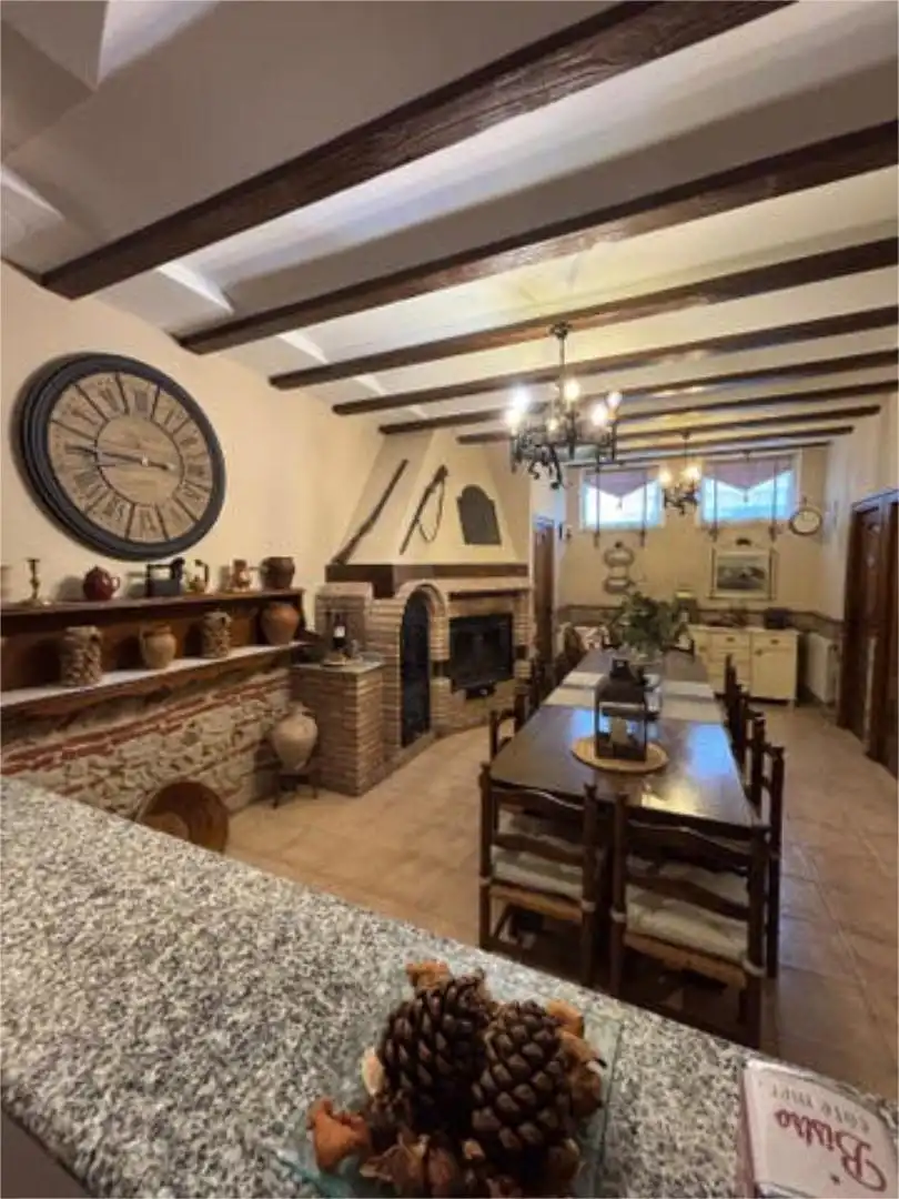 Einfamilien-Reihenhaus zum Verkauf in Villamediana de Iregua Esszimmer von Einfamilien-Reihenhaus zum Verkauf in Villamediana de Iregua mit Terrasse und Schwimmbad
