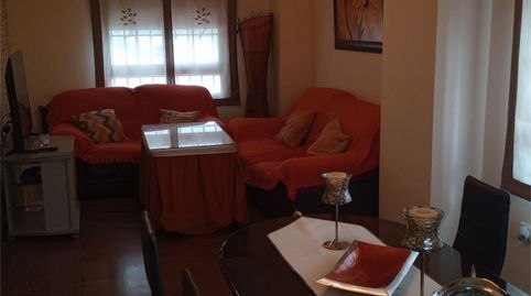 Foto 3 de Casa adosada de lloguer a Calle Doctores Banting y Best, 10, Bailén, Jaén