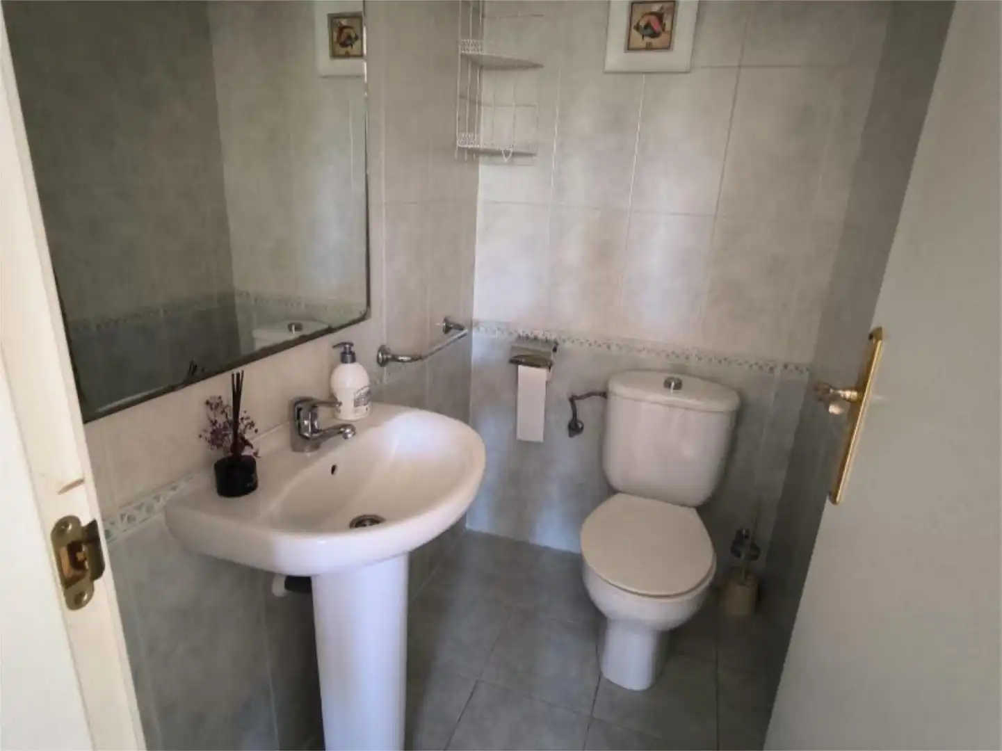 Piso en venta en Carrer de la Boira, 9, Bonalba - Cotoveta Baño de Piso en venta en Mutxamel con Aire acondicionado, Terraza y Amueblado