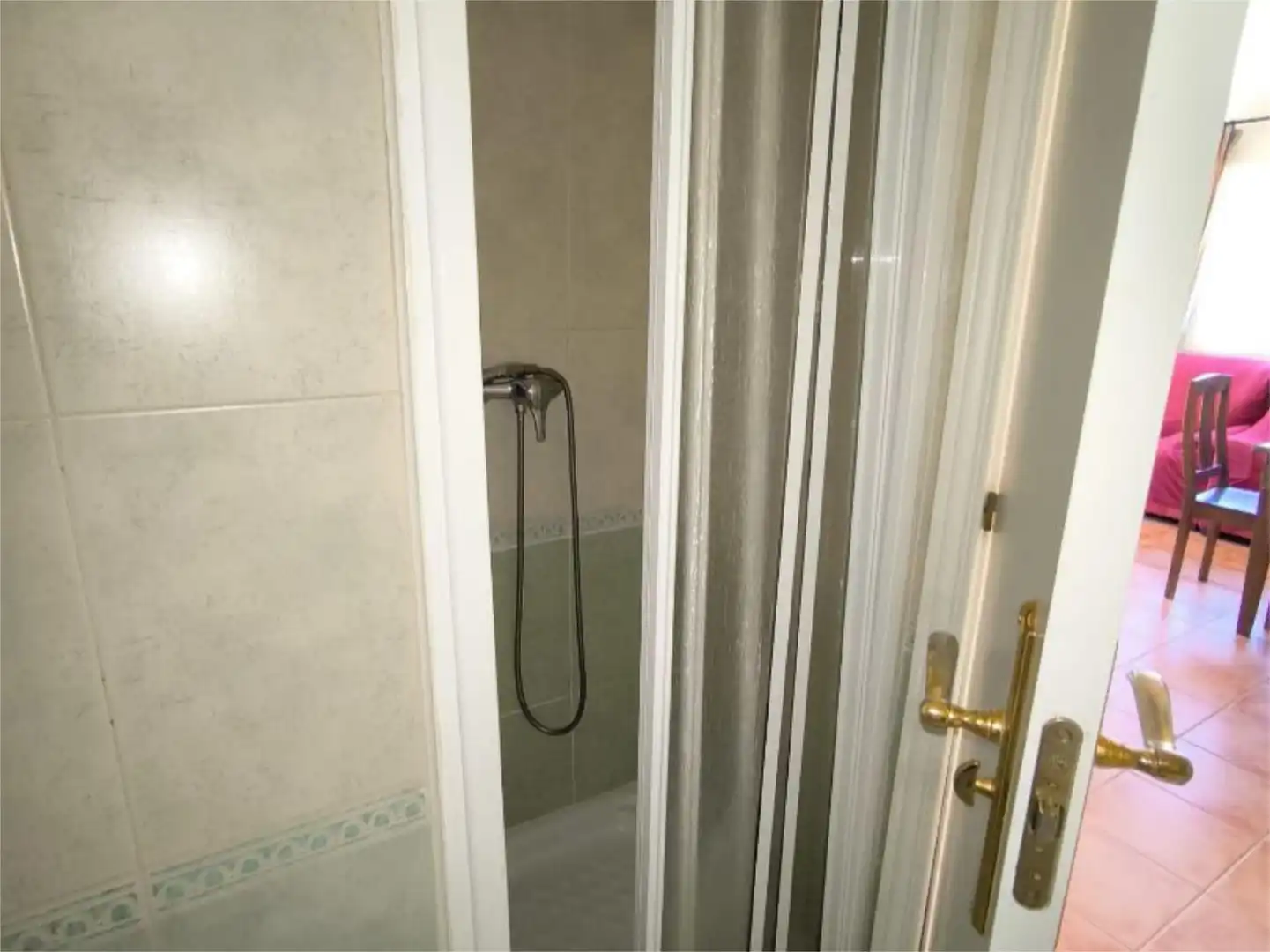 Piso en venta en Carrer de la Boira, 9, Bonalba - Cotoveta Baño de Piso en venta en Mutxamel con Aire acondicionado, Terraza y Amueblado
