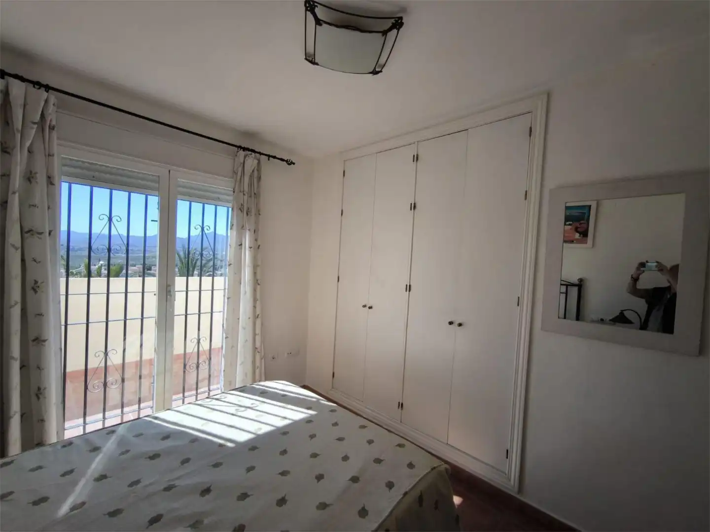 Piso en venta en Carrer de la Boira, 9, Bonalba - Cotoveta Habitación de Piso en venta en Mutxamel con Aire acondicionado, Terraza y Amueblado