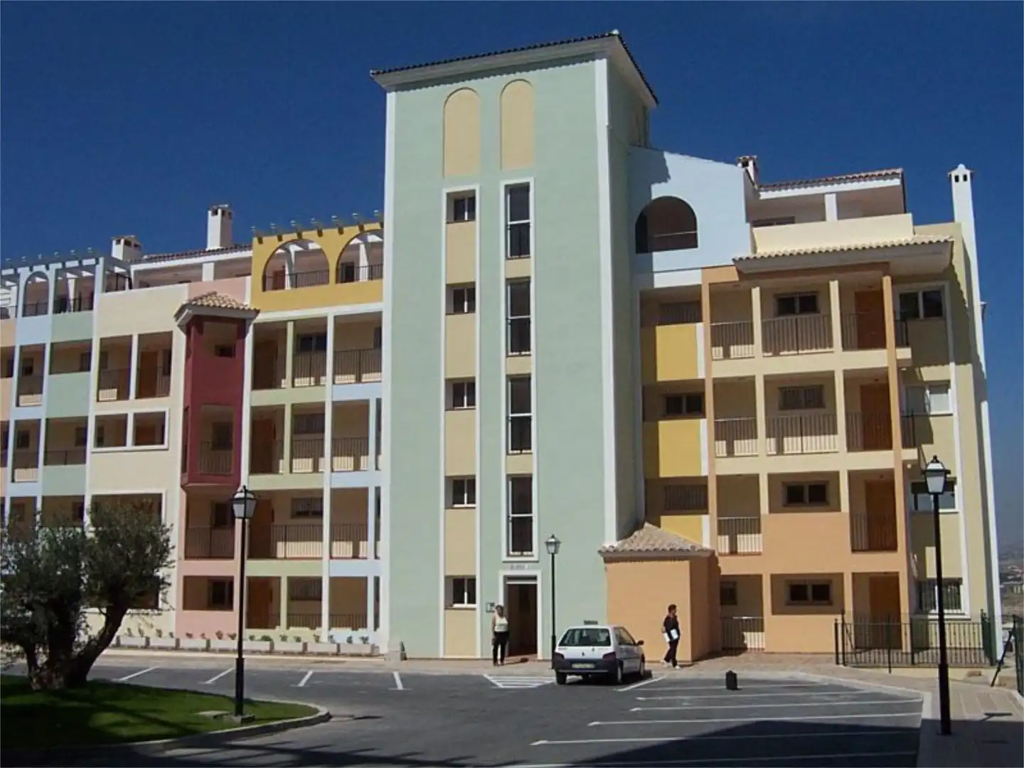 Piso en venta en Carrer de la Boira, 9, Bonalba - Cotoveta Vista exterior de Piso en venta en Mutxamel con Aire acondicionado, Terraza y Amueblado
