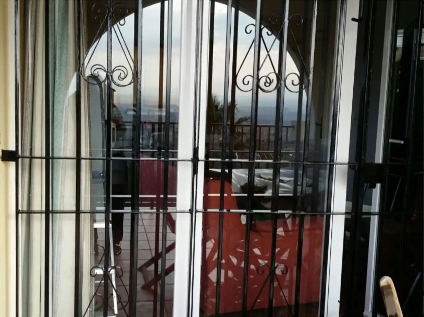 Piso en venta en Carrer de la Boira, 9, Bonalba - Cotoveta Piso en venta en Mutxamel con Aire acondicionado, Terraza y Amueblado