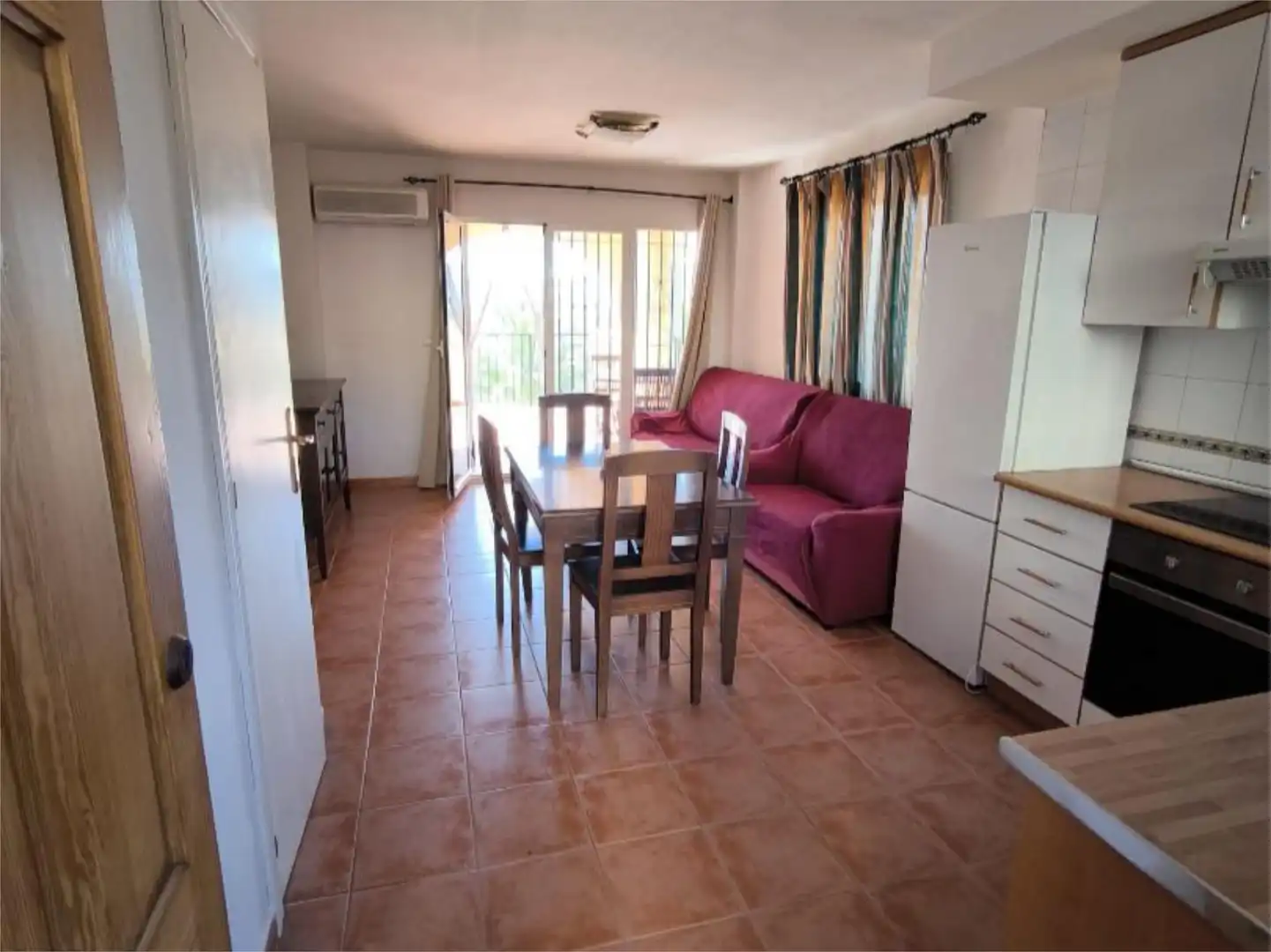 Piso en venta en Carrer de la Boira, 9, Bonalba - Cotoveta Comedor de Piso en venta en Mutxamel con Aire acondicionado, Terraza y Amueblado