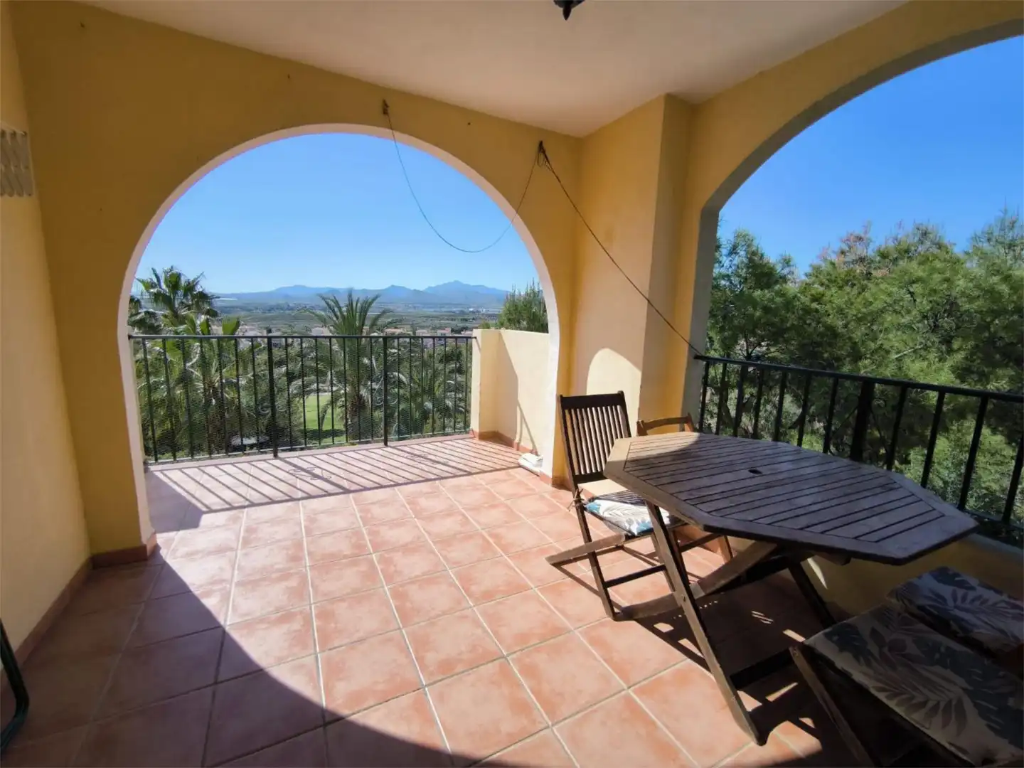 Piso en venta en Carrer de la Boira, 9, Bonalba - Cotoveta Terraza de Piso en venta en Mutxamel con Aire acondicionado, Terraza y Amueblado