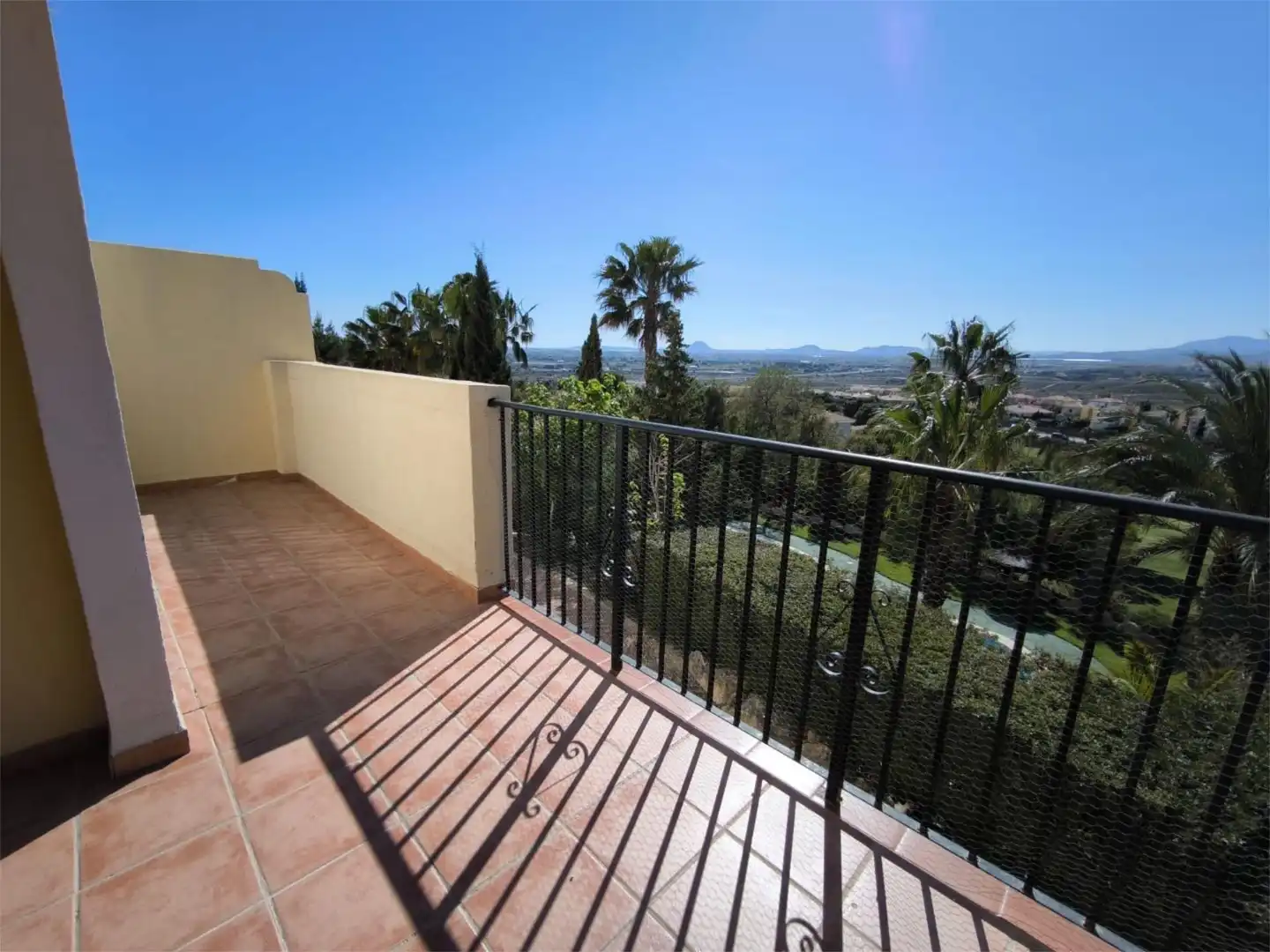 Piso en venta en Carrer de la Boira, 9, Bonalba - Cotoveta Terraza de Piso en venta en Mutxamel con Aire acondicionado, Terraza y Amueblado