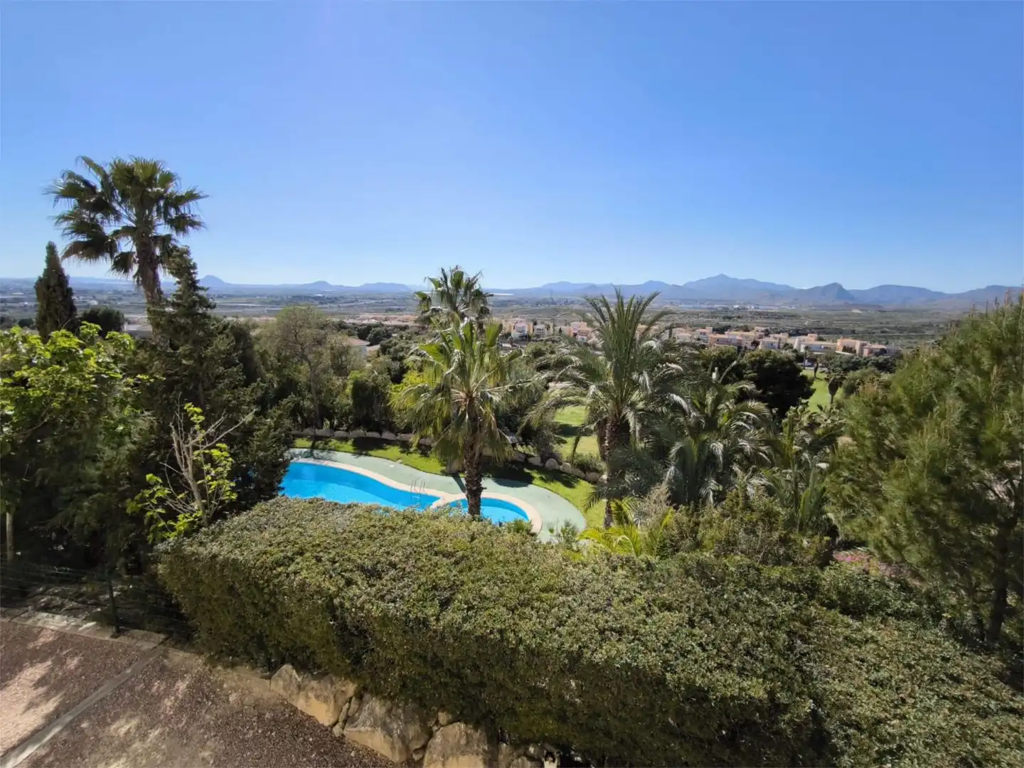 Piso en venta en Carrer de la Boira, 9, Bonalba - Cotoveta Jardín de Piso en venta en Mutxamel con Aire acondicionado, Terraza y Amueblado