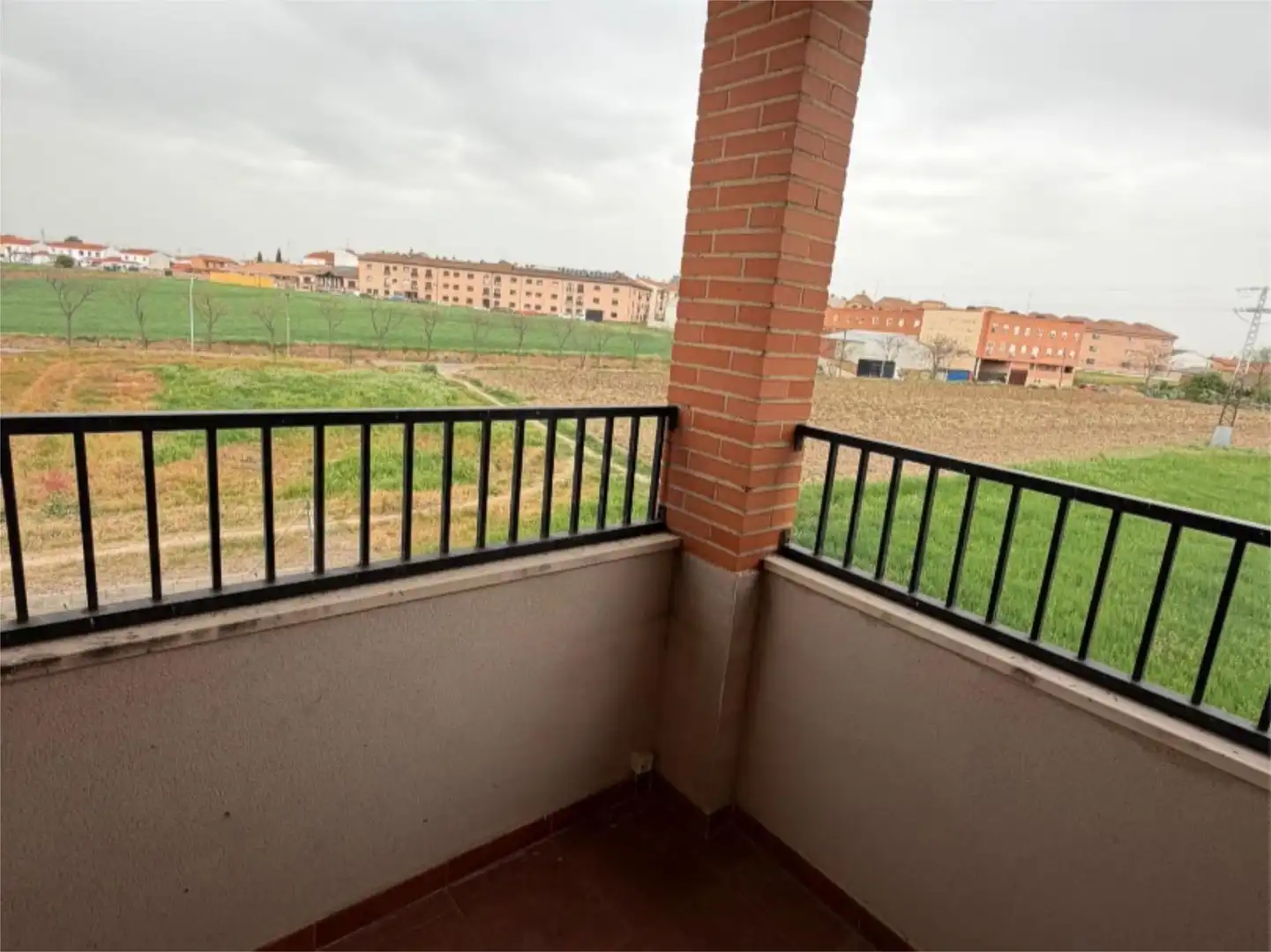 Houses for sale in Calle Ciudad Real, 16, Cedillo del Condado Balcony of Houses for sale in Cedillo del Condado with Terrace, Swimming Pool and Balcony