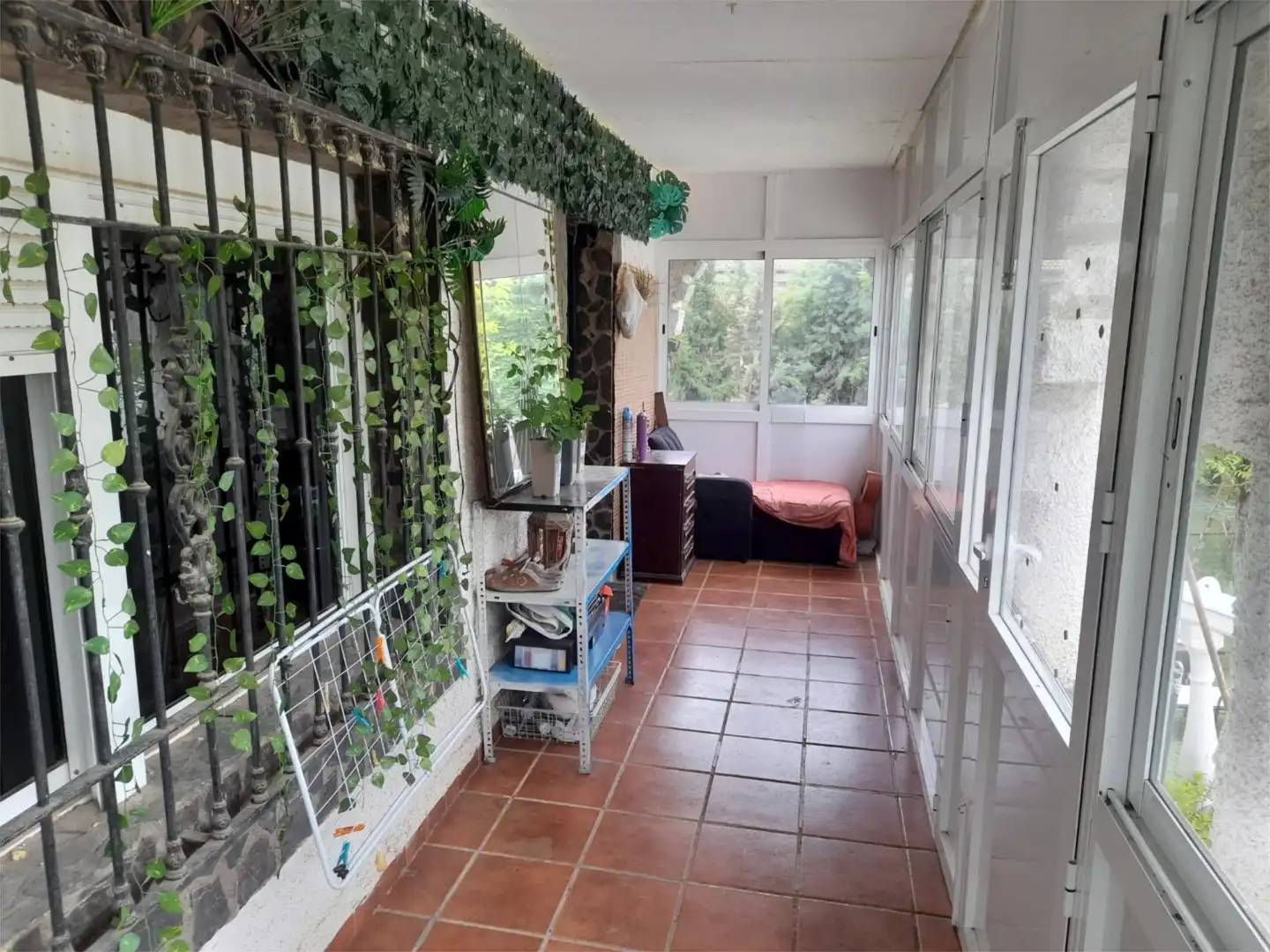 Country house zum Verkauf in Urbanización Álamo I Bis, 10, San Gonzalo Terrasse von Country house zum Verkauf in Linares mit Klimaanlage, Terrasse und Balkon