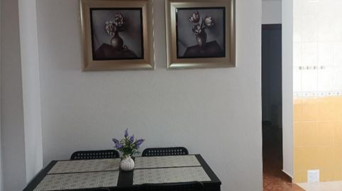 Foto 2 de Piso de alquiler en Avenida de España, 154, Centro - Doña Mercedes, Dos Hermanas