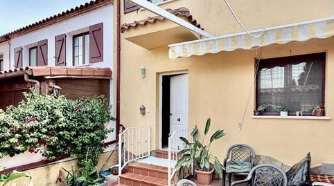 Foto 3 de Casa adosada en venta en Avenida Masia de Traver, 24, Riba-roja de Túria, Valencia