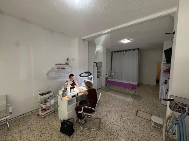 Local comercial en Alquiler en Las Torres - Guadalupe
