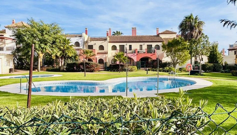 Detached homes for rent in Calle de Miguel de Unamuno, 19, Costa Esuri, Ayamonte - image 1 Photo 1 of Detached homes for rent in Calle de Miguel de Unamuno, 19, Costa Esuri, Ayamonte