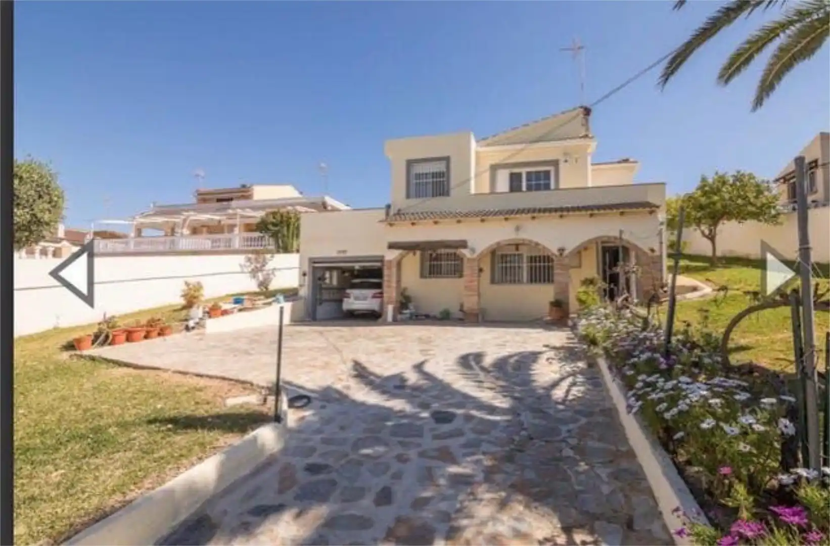 Vista exterior de Casa adosada de alquiler en Torrevieja con Calefacción, Jardín privado y Trastero