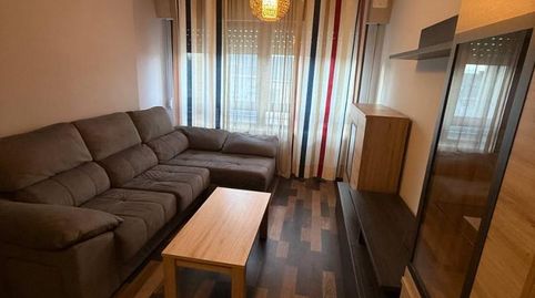 Foto 3 de Pis de lloguer a Calle Madrigal, 41, Flores de Sil - La Placa, Ponferrada