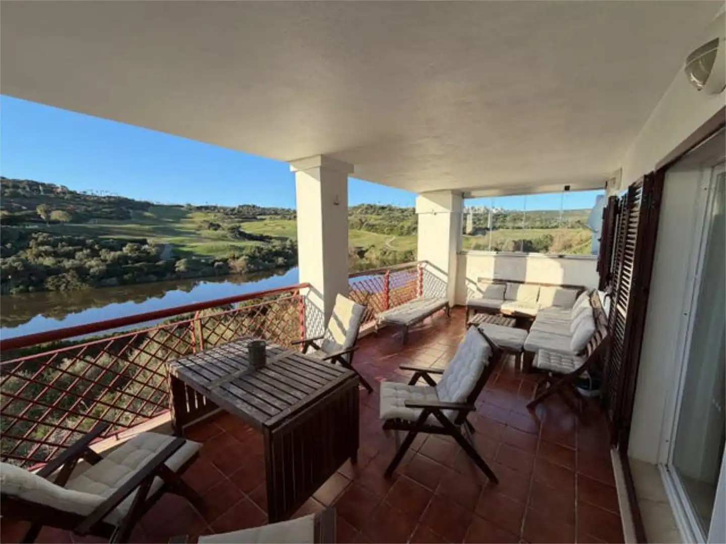 Terraza de Apartamento en venta en La Alcaidesa con Terraza y Piscina