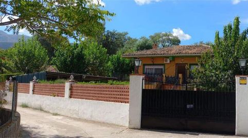 Casa adosada en venta en Puente Jontoya - Puente de la Sierra - El Arroyo, Jaén Capital - imagen 2 Foto 2 de Casa adosada en venta en Puente Jontoya - Puente de la Sierra - El Arroyo, Jaén Capital