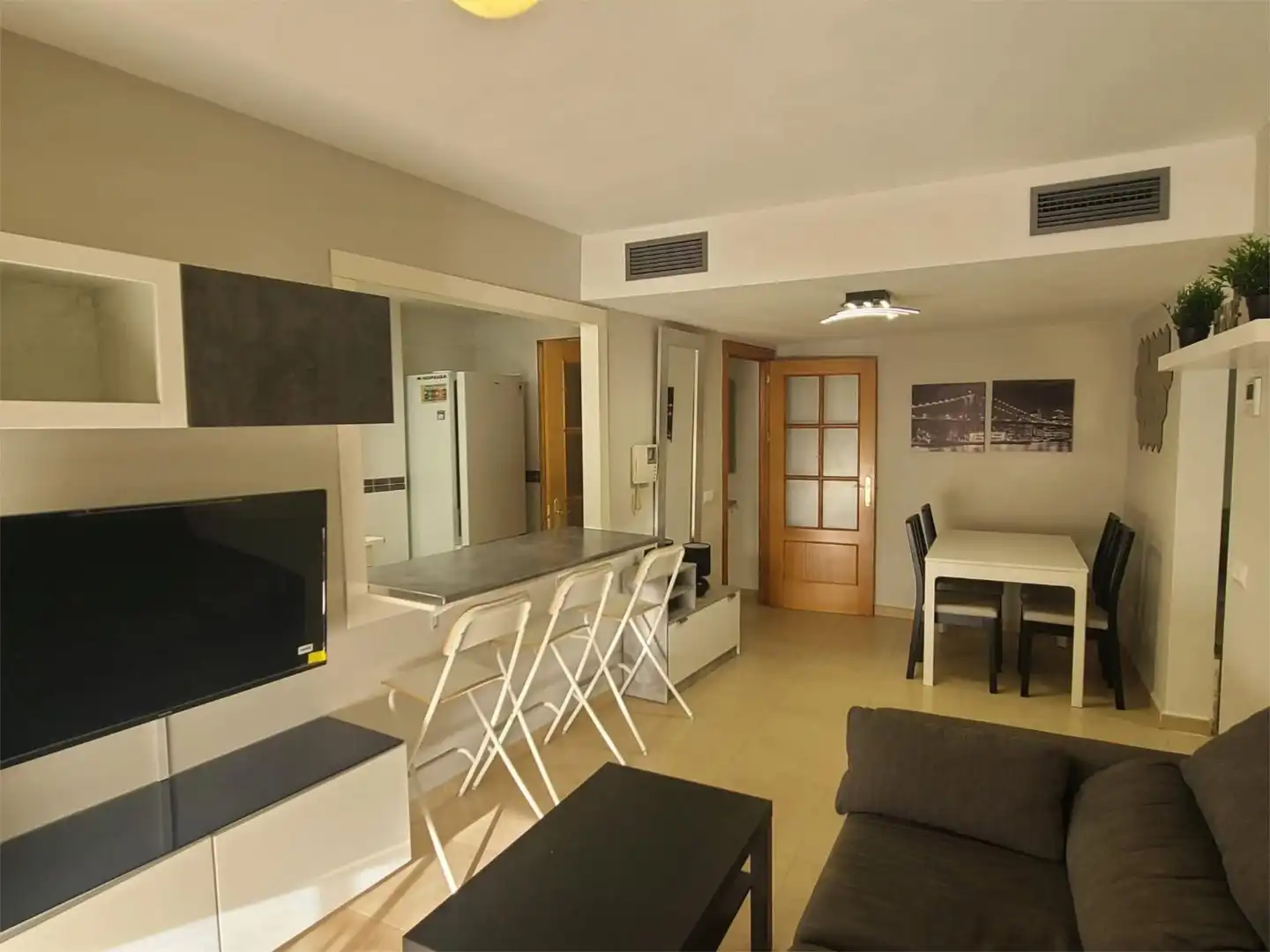 Wohnzimmer von Wohnung zum Verkauf in Vera mit Klimaanlage