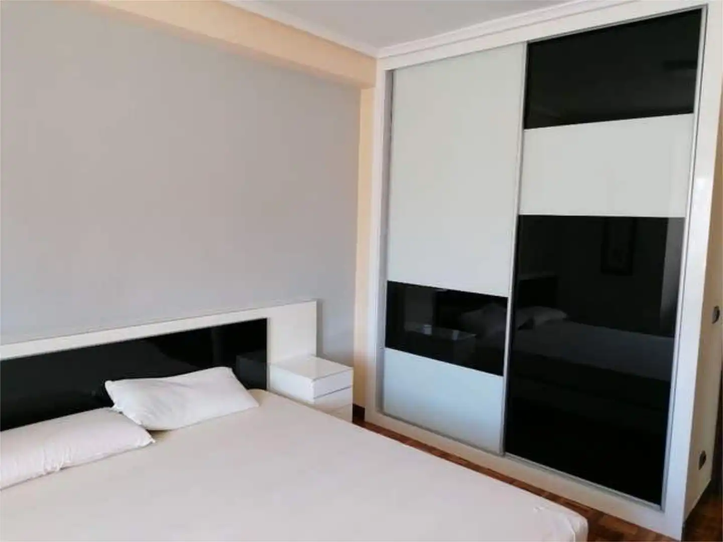Bedroom of Flat for rent in Burgos Capital  with Heating, Terrace and Furnished