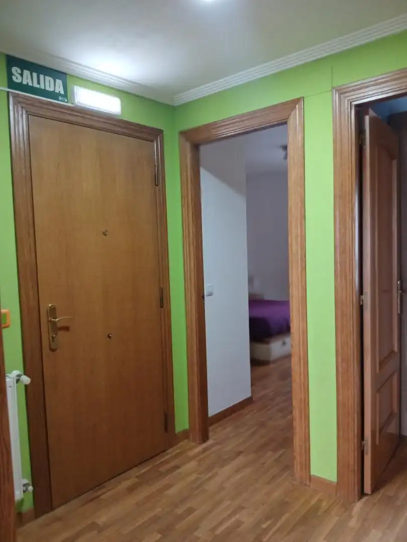Piso en venta en Travesia Tartiere 2, 13, Lugones Piso en venta en Siero con Calefacción, Parquet y Amueblado