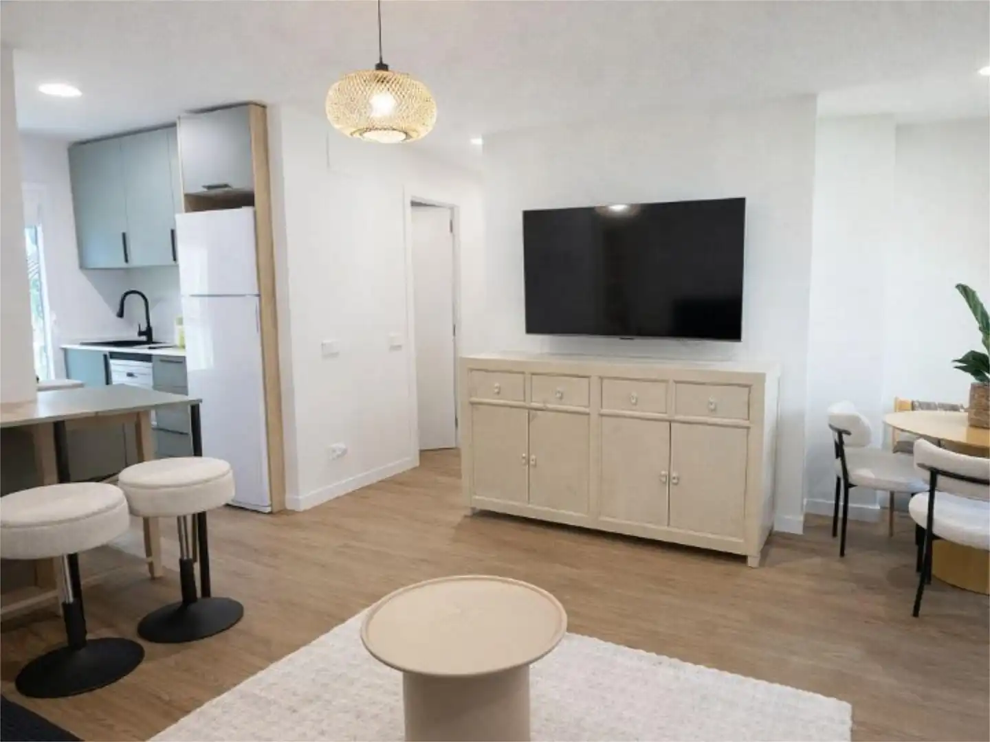 Piso en venta en Avenida las Suertes, 21, Parque de la Coruña - Las Suertes Sala de estar de Piso en venta en Collado Villalba con Terraza y Piscina