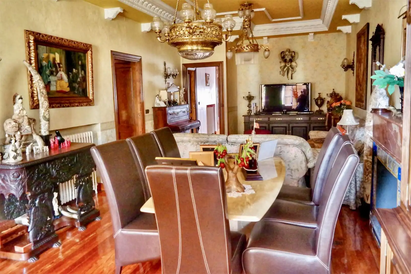 Einfamilien-Reihenhaus zum Verkauf in Calle Mesones, 32, Casco Antiguo Esszimmer von Einfamilien-Reihenhaus zum Verkauf in Talavera de la Reina mit Klimaanlage, Heizung und Privatgarten