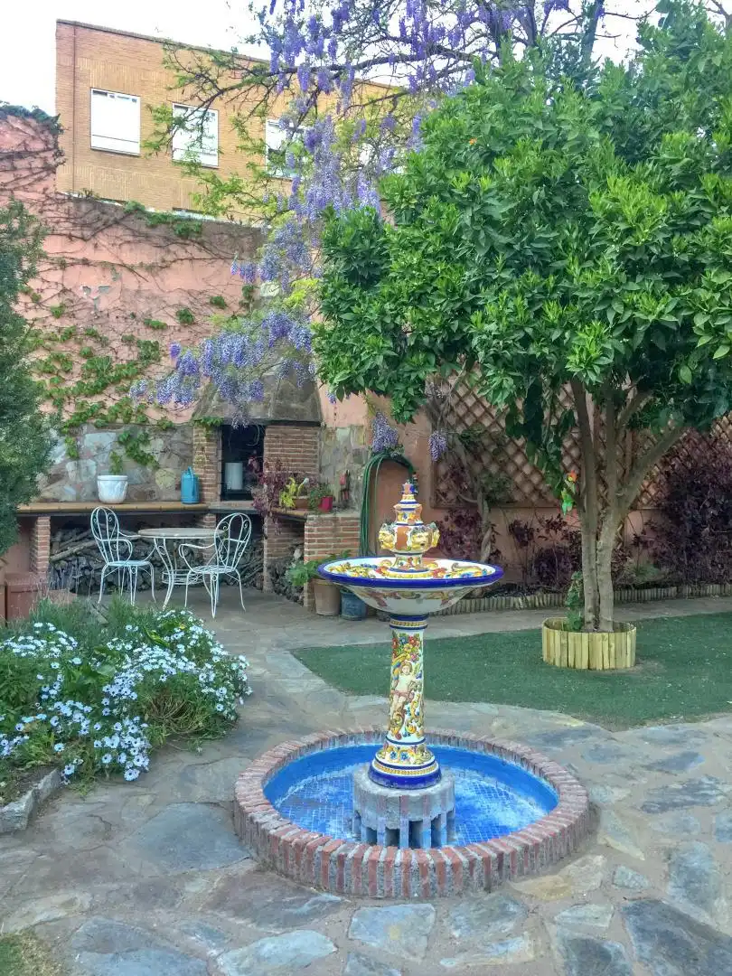 Einfamilien-Reihenhaus zum Verkauf in Calle Mesones, 32, Casco Antiguo Garten von Einfamilien-Reihenhaus zum Verkauf in Talavera de la Reina mit Klimaanlage, Heizung und Privatgarten
