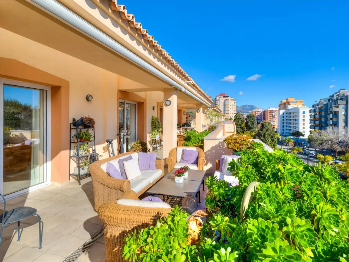Terrace of Flat for sale in Fuengirola  with Air Conditioner, Terrace and Swimming Pool