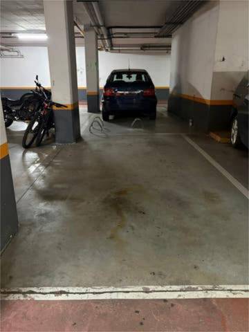 Garaje en Alquiler en Antiguo