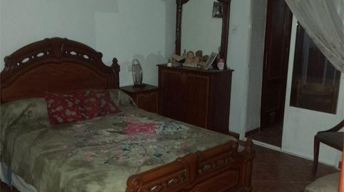 Foto 4 de Casa adosada en venda a Calle Emilia Forto, 10, Mengíbar, Jaén
