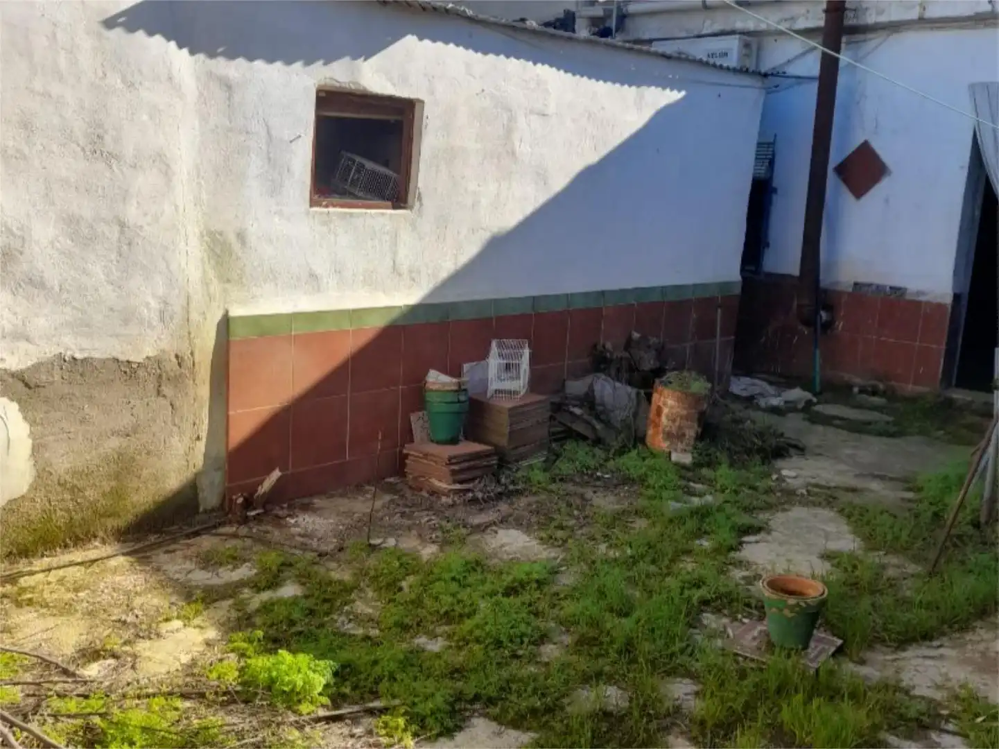 Casa adosada en venta en Calle Emilia Forto, 10, Mengíbar Jardín de Casa adosada en venta en Mengíbar con Aire acondicionado y Amueblado