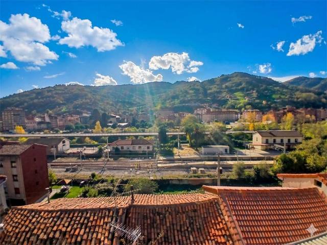 Piso en Alquiler en Cuesta Poladura, 30 en San Martín del Rey Aurelio
