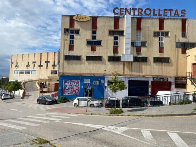 Local comercial en Alquiler en Mangas Verdes - Las Flores - Parque del Sur