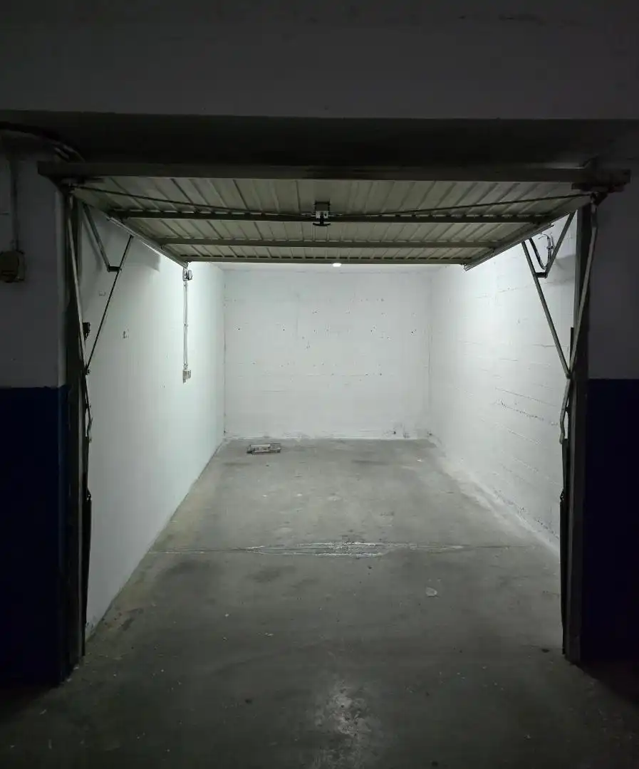 Garaje en venta en Rota