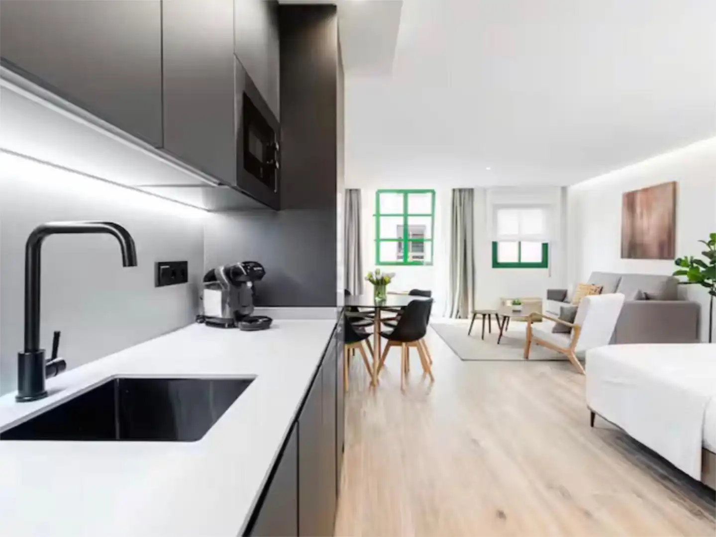 Piso en venta en Calle Martínez Campos, 16, Ensanche Centro - Puerto Cocina de Piso en venta en Málaga con Aire acondicionado, Calefacción y Amueblado